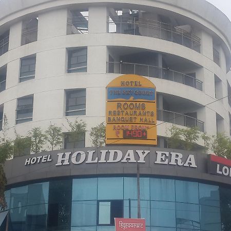 Hotel Holiday Era Aurangabad  Buitenkant foto