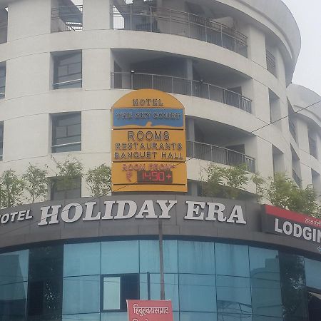 Hotel Holiday Era Aurangabad  Buitenkant foto
